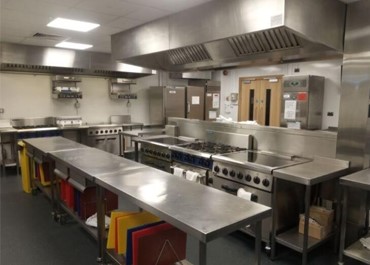 catering_facilities_in_college_building